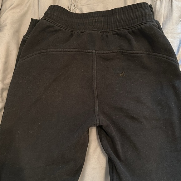 Lululemon High Rise Logo Scuba Jogger Size 0 - Picture 3 of 7